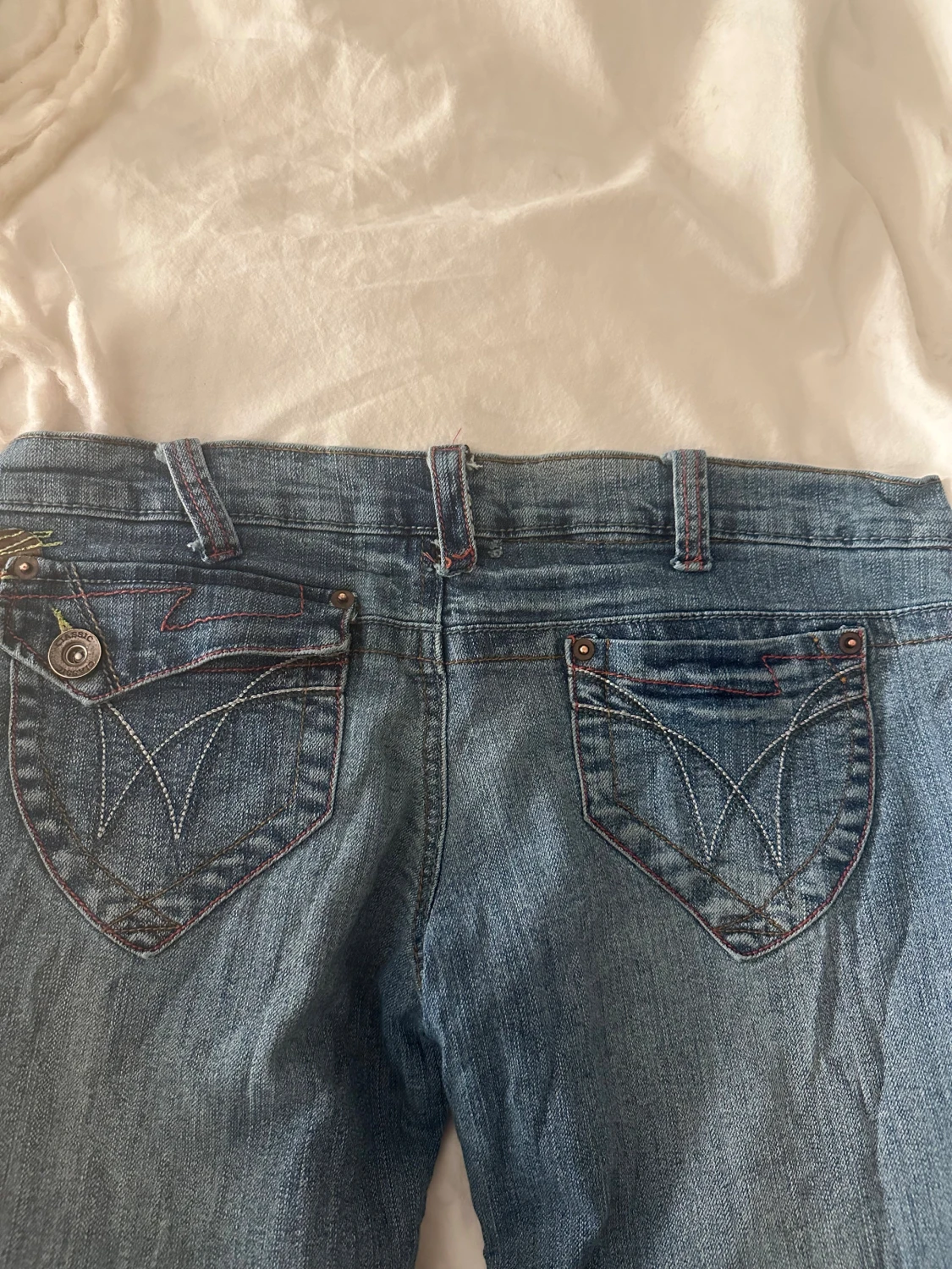 Lågmidjade bootcut jeans - 3