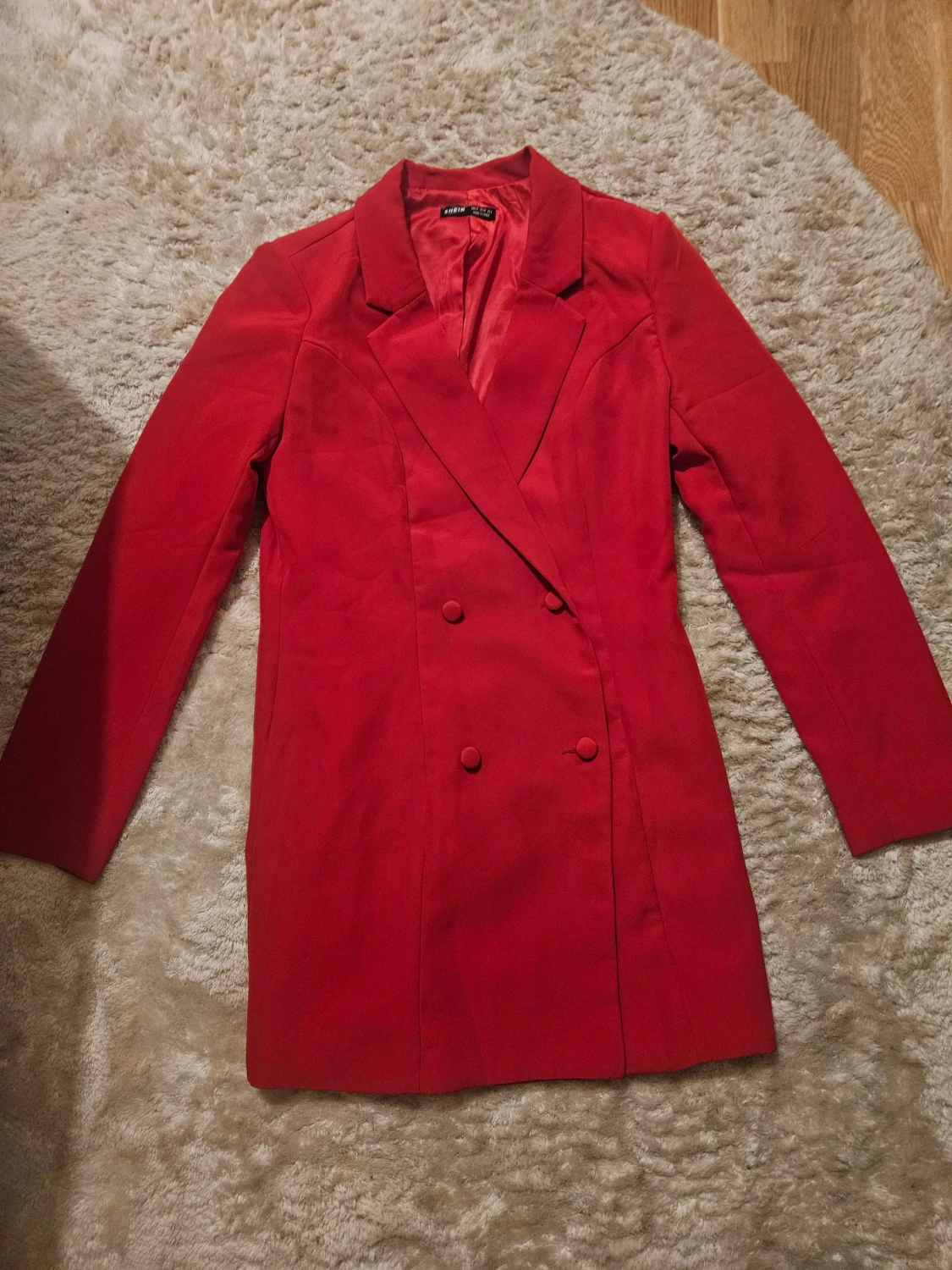 Röd kavaj från SHEIN, strl M