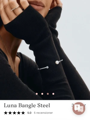 Edblad armband  - Fint Edblad armband i silver💗pärlan har tappat lite glans men annars är den i bra skick💗💗säljer då jag vill byta till guld smycken💗