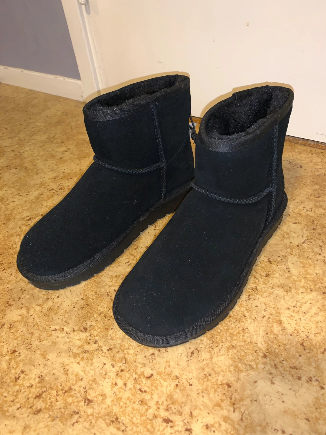 Svarta mockaskor - 2