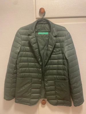 Grön dunkavaj från Benetton - Grön dunkavaj från Benetton, pris kan diskuteras