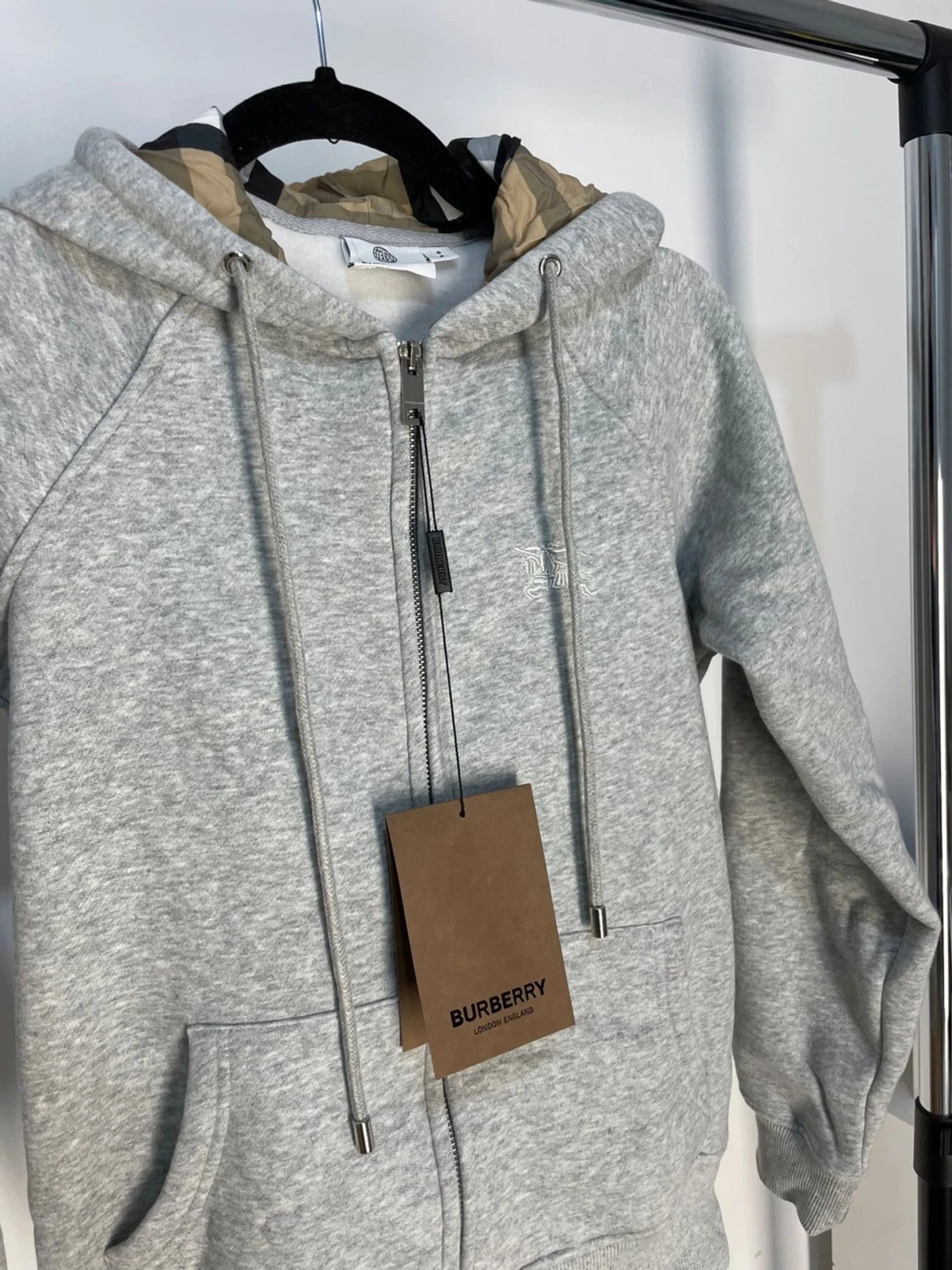 Grå berberry hoodie - 1