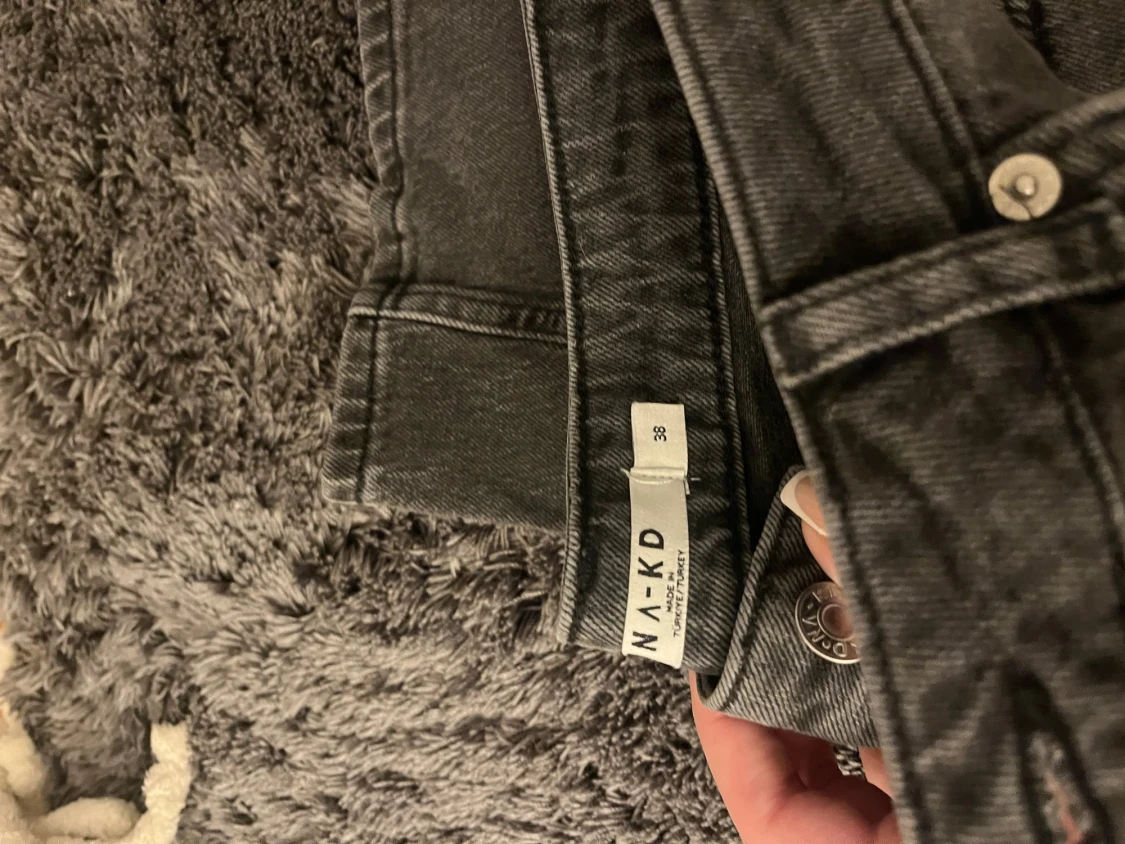 Svarta raka jeans från NA-KD, strl 38 - 2
