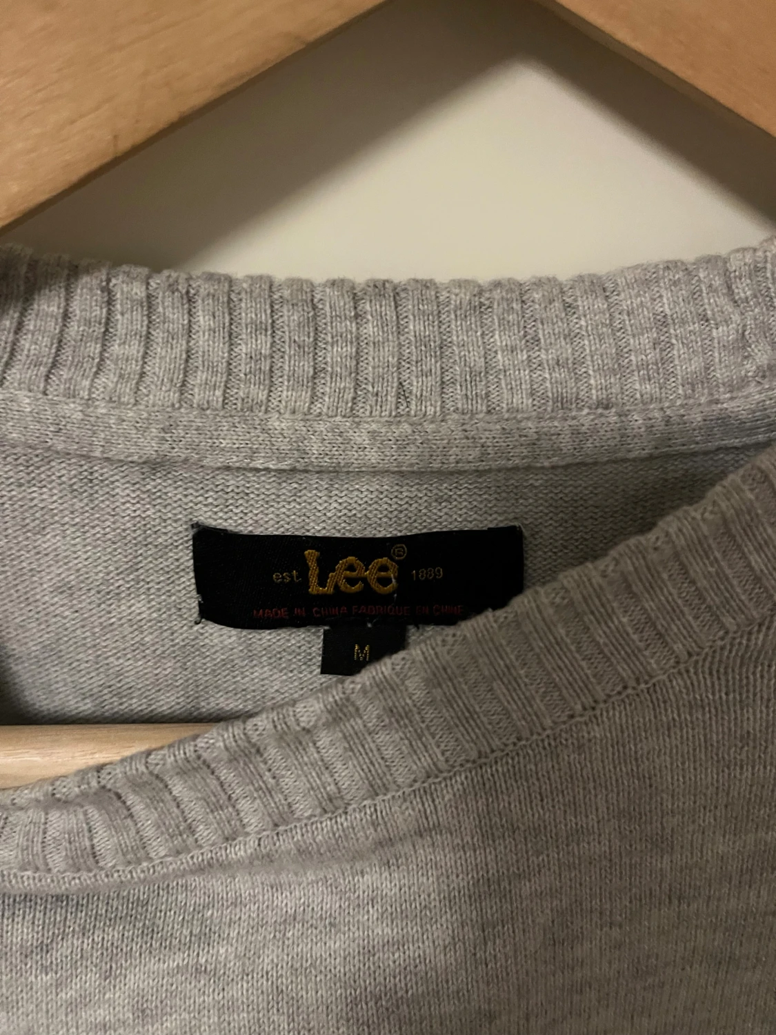 Grå sweatshirt från Lee - 2