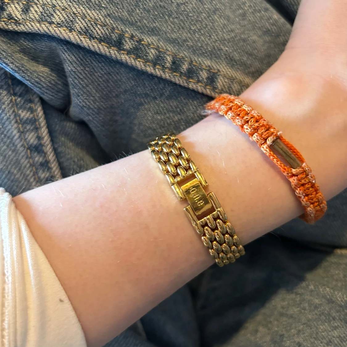 O.N.E Damklocka Guld - 1