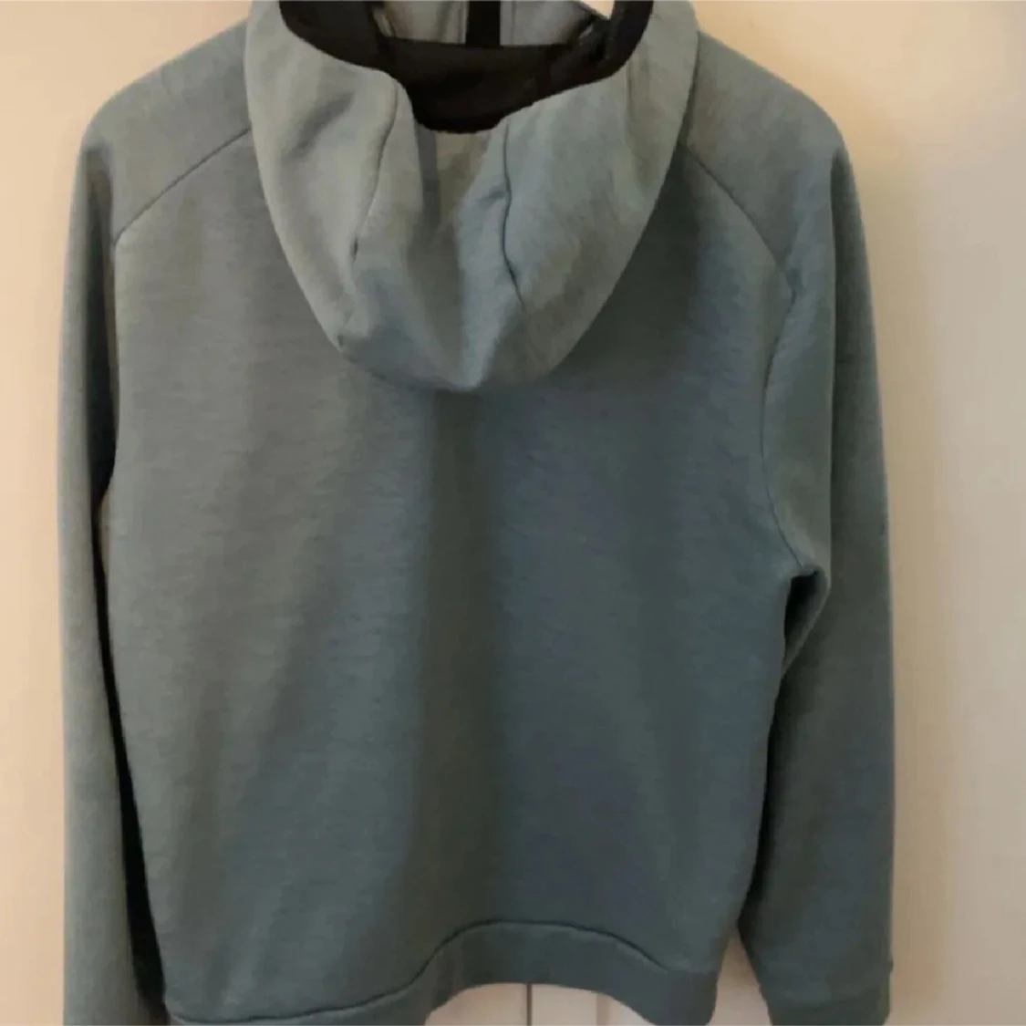 Blå och svart zip tröja från The North Face - 1