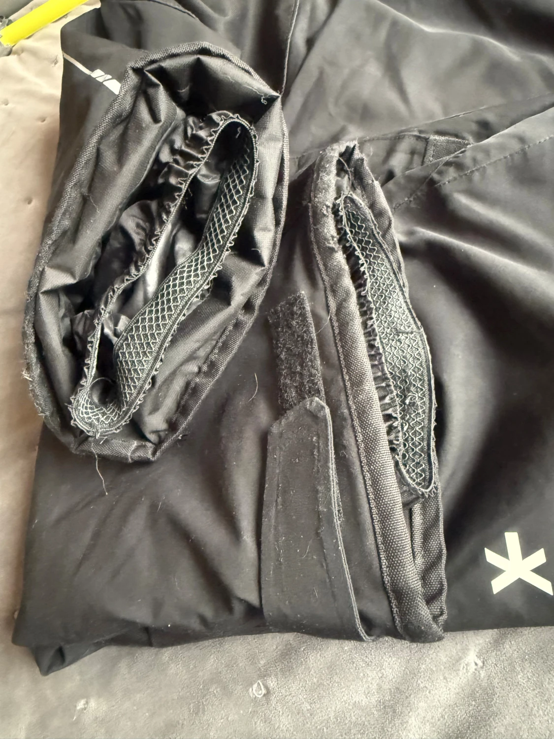 Svarta täckbyxor med förstärkta knän - 2