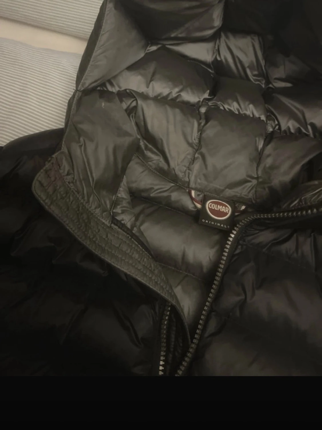 Svart dunjacka från Colmar - 1