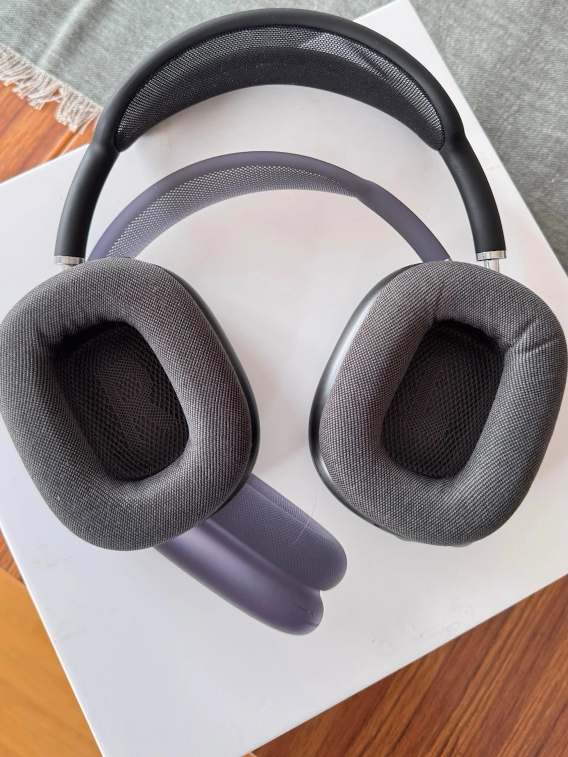 Apple AirPods Max 2024 Midnight