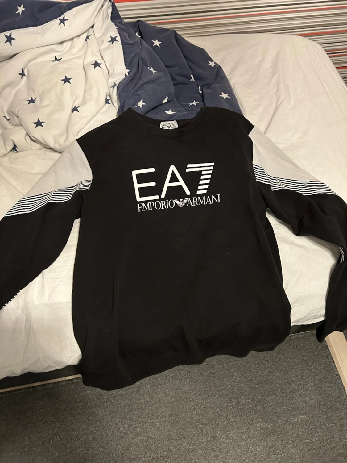 Svart EA7 Emporio Armani sweatshirt
