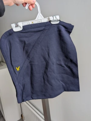 Lyle & Scott babyfilt - Helt ny bad cape / baby filt från Lyle & scott. 0-3 månader. Svalt material 