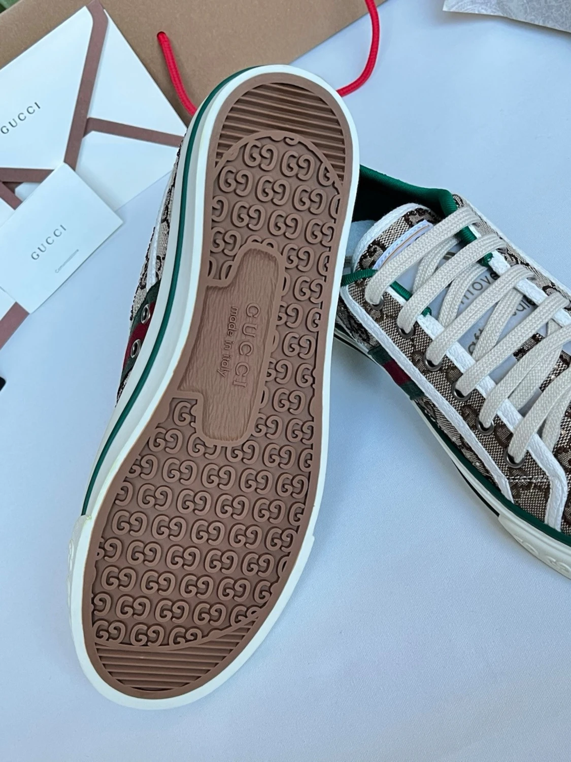 Gucci GG Supreme låga sneakers - 6