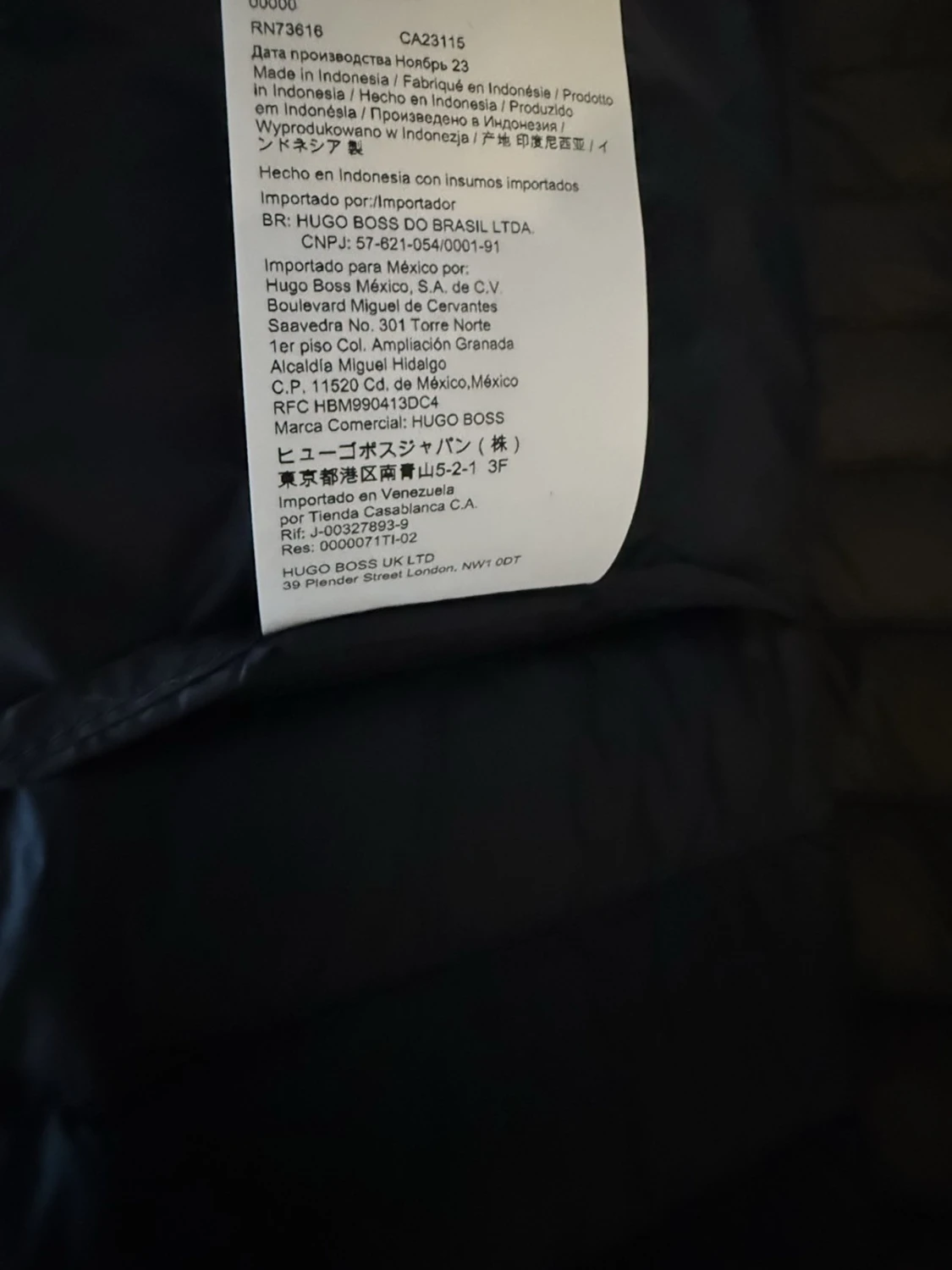 Svart dunjacka från BOSS - 5