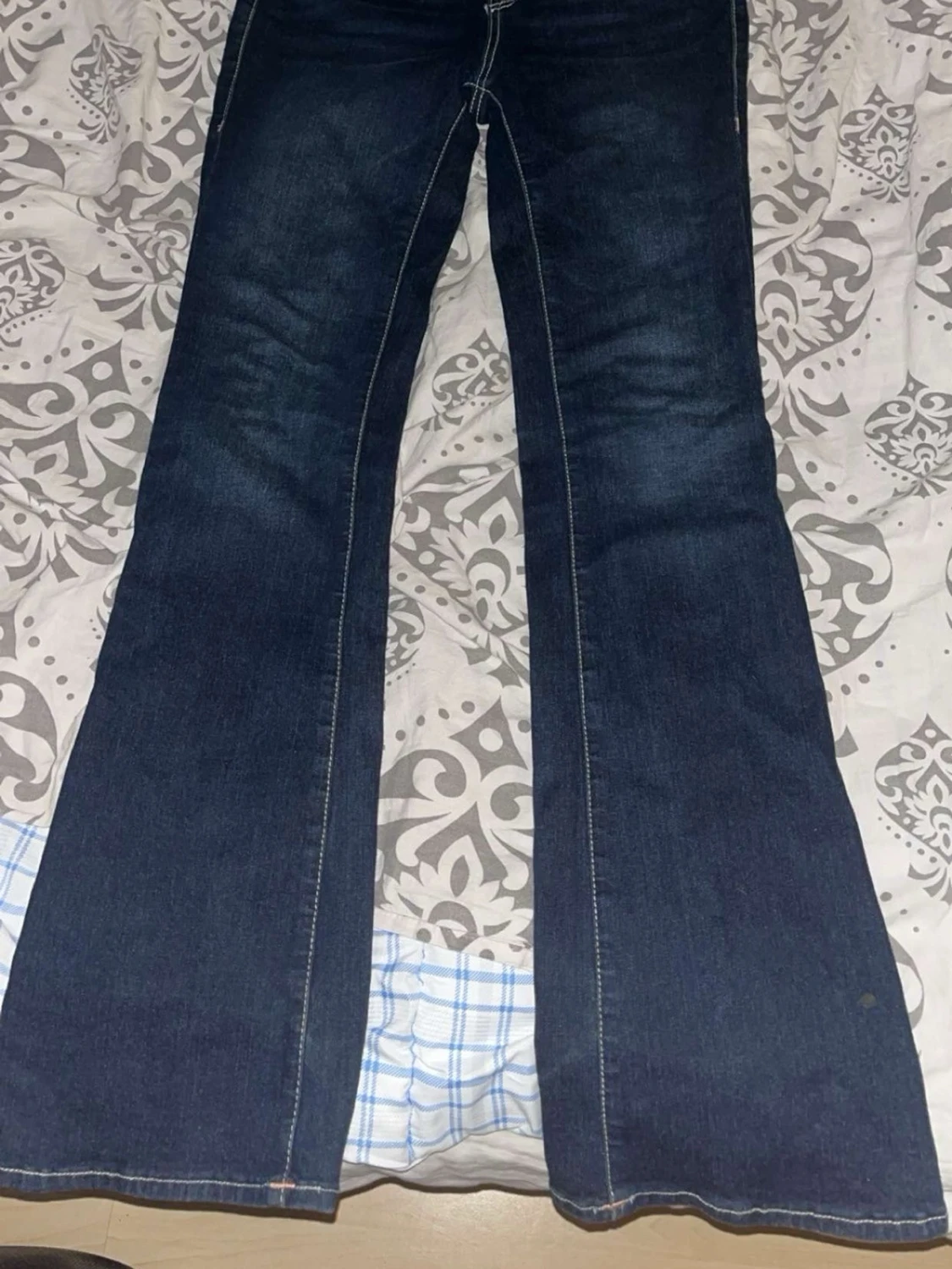 Mörkblå BECCA bootcut jeans