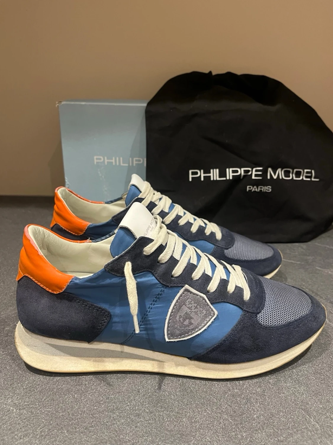 Philippe model trainers - 1
