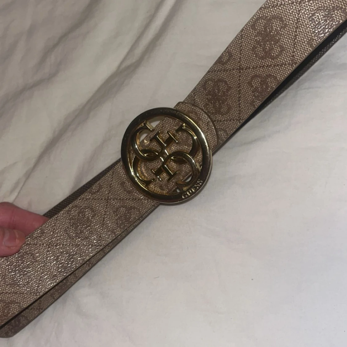 Brunt Guess bälte med guldspänne - 2