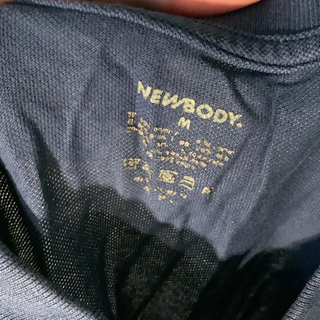 Mörkblå pikéskjorta från Newbody - 2