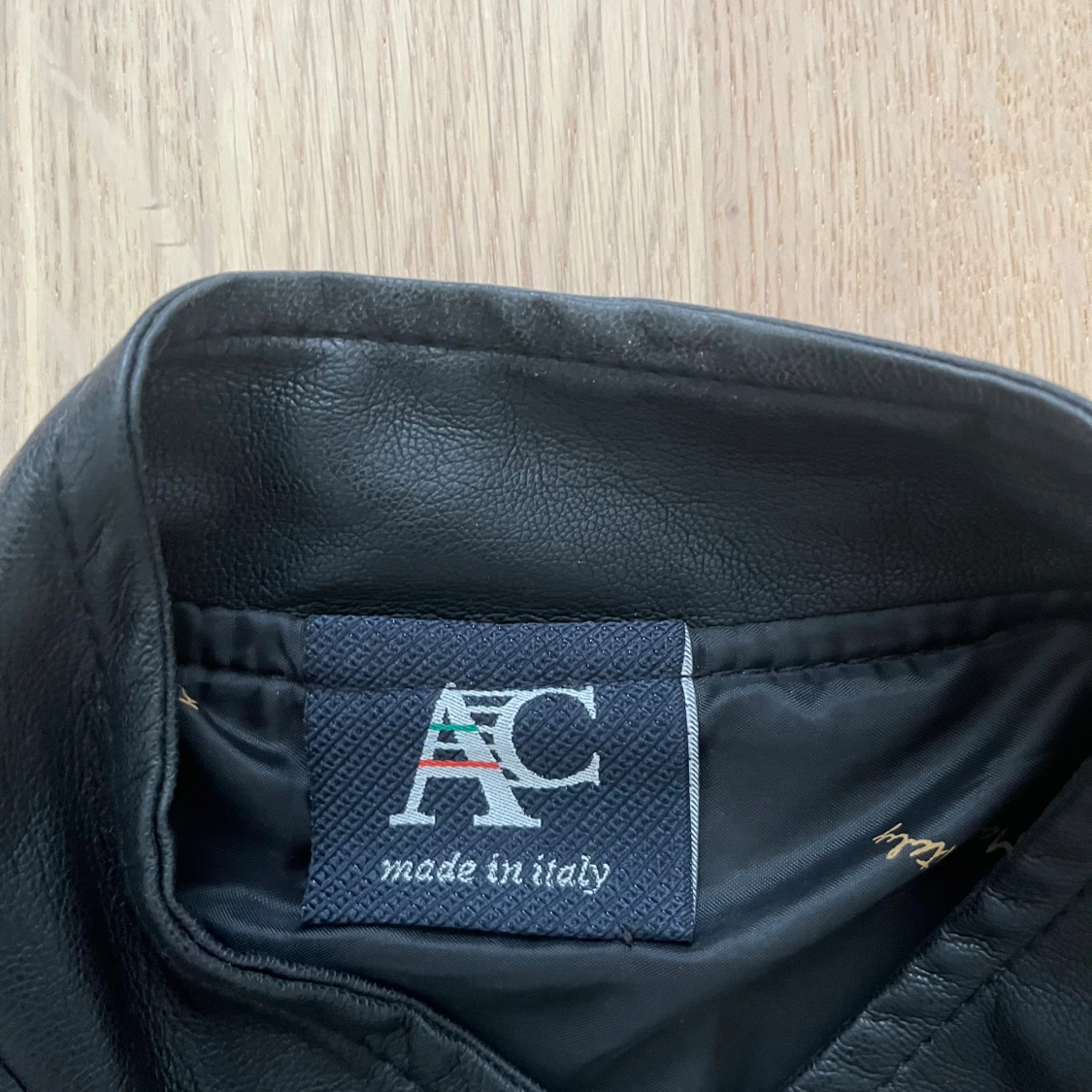 Svart skinnjacka från AC, Made in Italy - 1