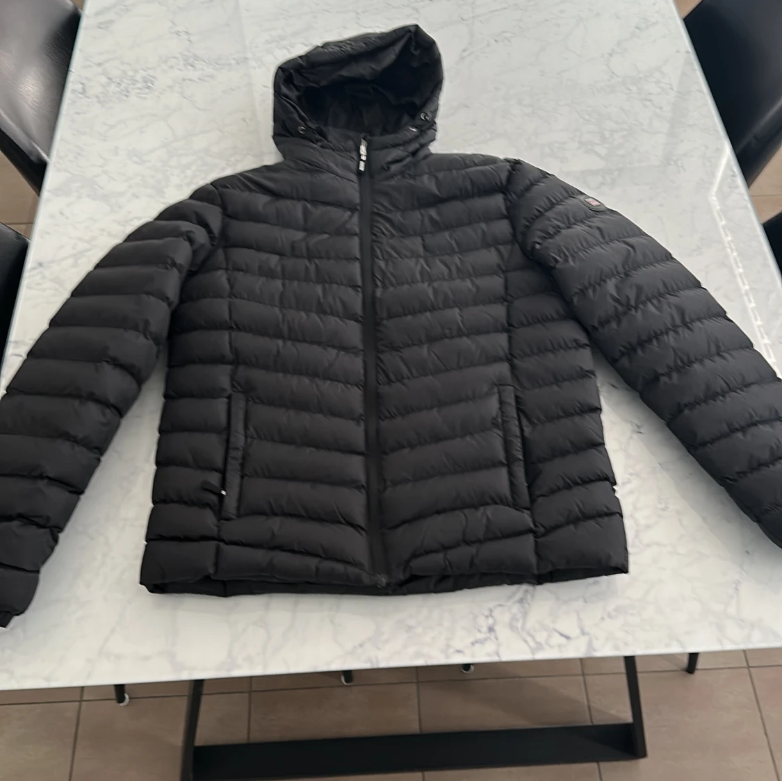 Svart pufferjacka från Vinson