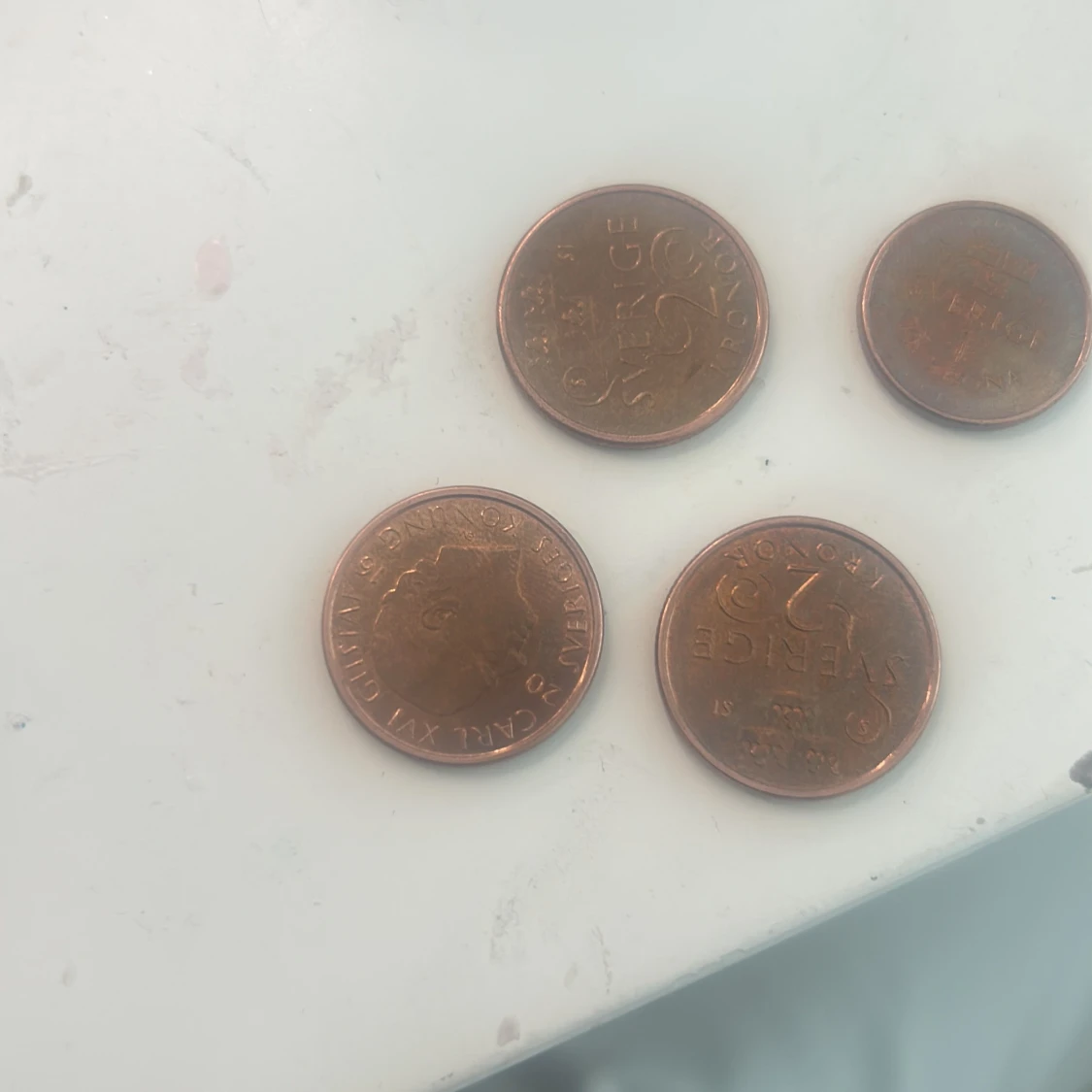 Svenska mynt, 1 och 2 kronor - 2