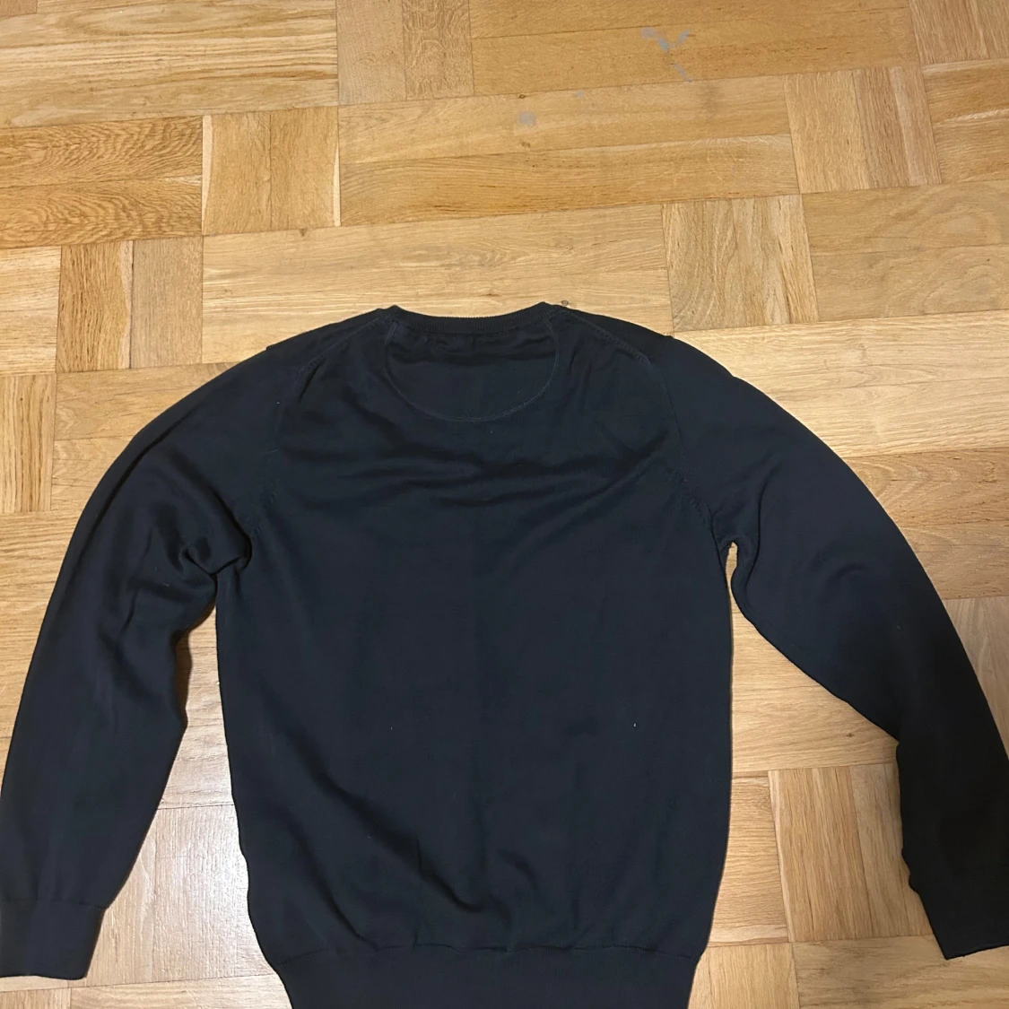 Svart bomullströja från GANT - 1