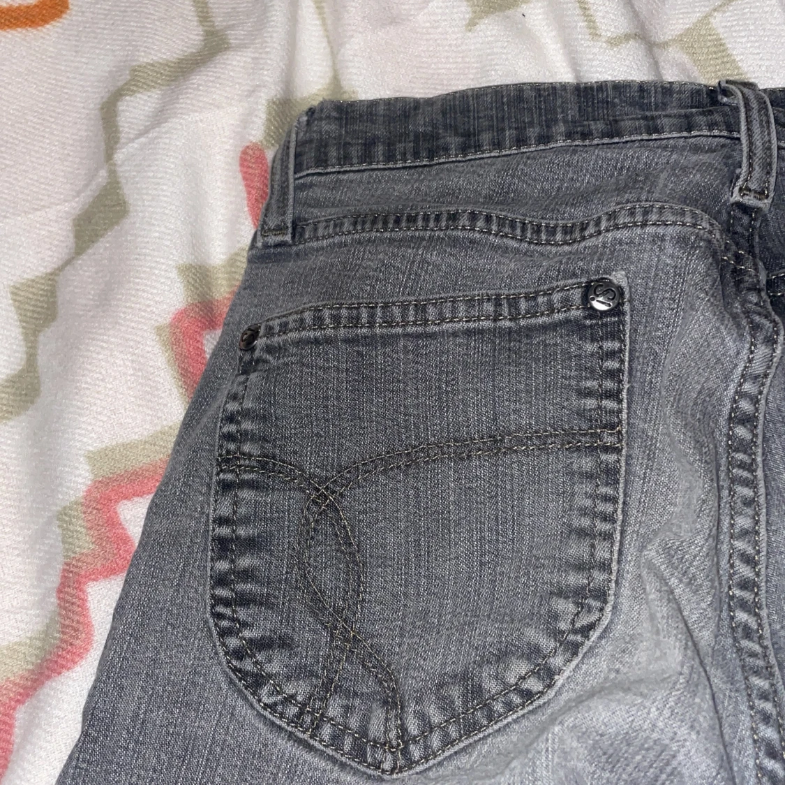 Grå jeans från SIS by Sisters, strl 36 - 2