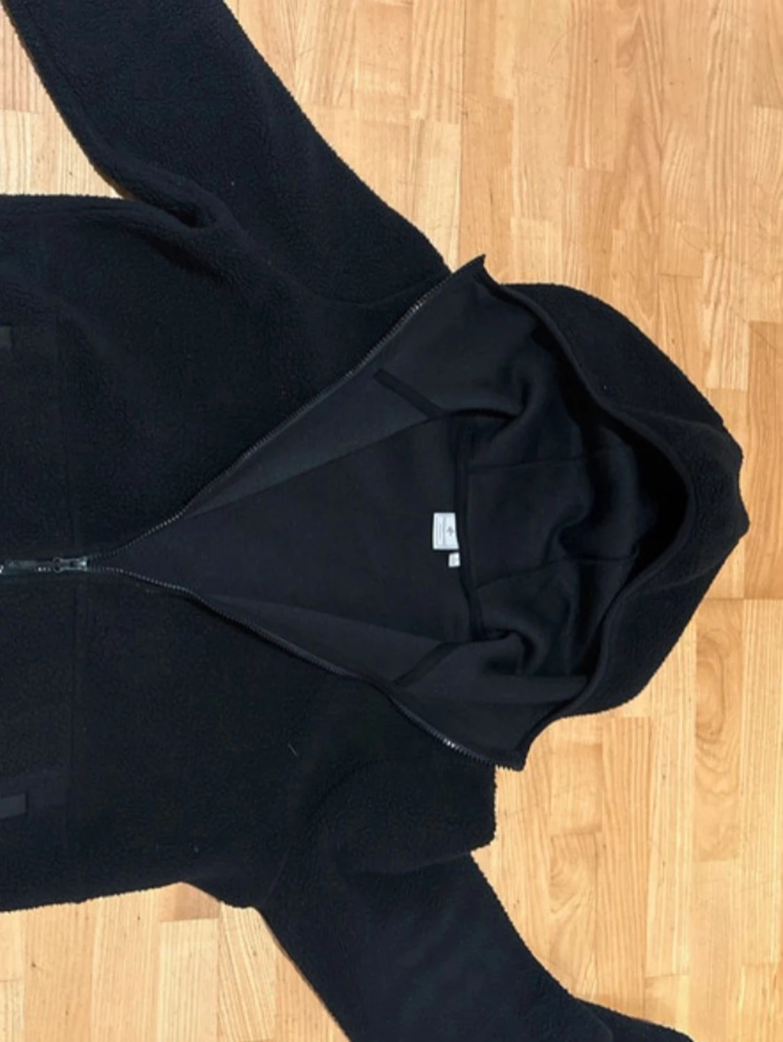 Svart pilejacka  - 1