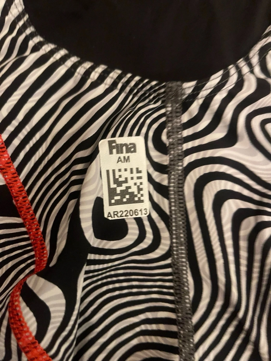 Svartvit tävlingsbaddräkt från Arena - 2