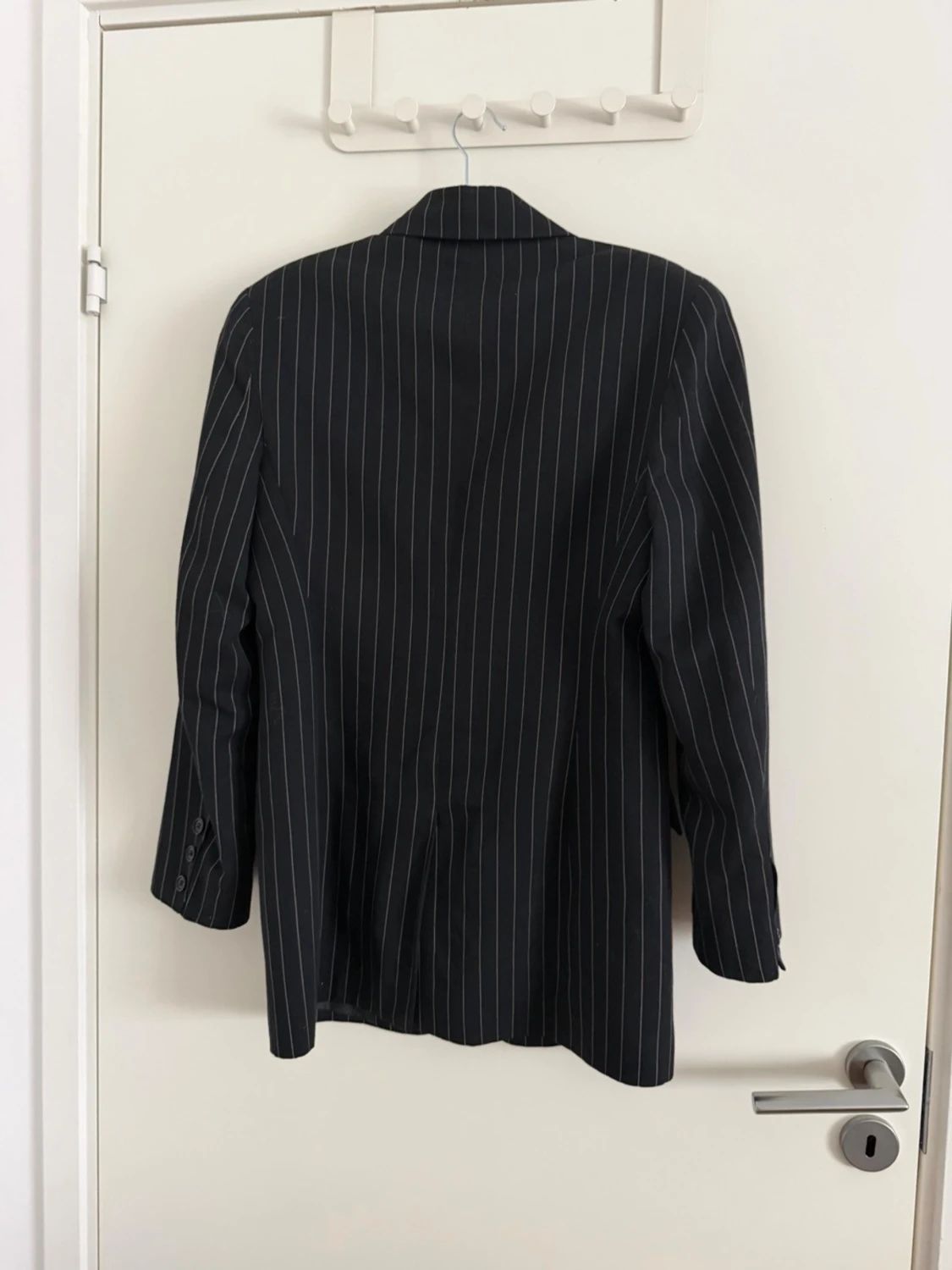 Svart randig kavaj från IMITZ - 2