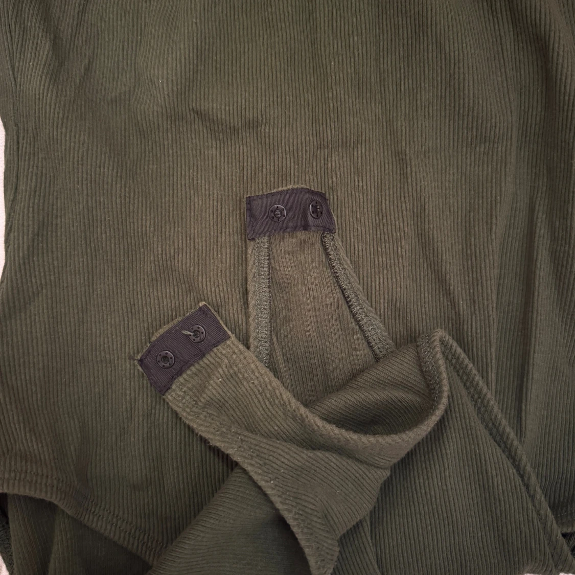 Mörkgrön ribbad bodysuit - 4