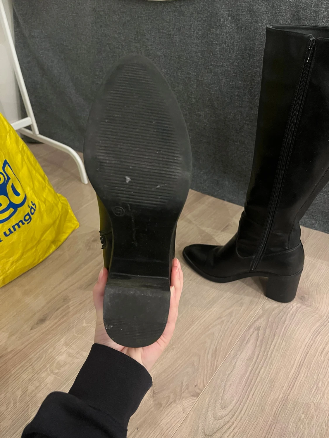 Svarta höga stövlar med klack - 5