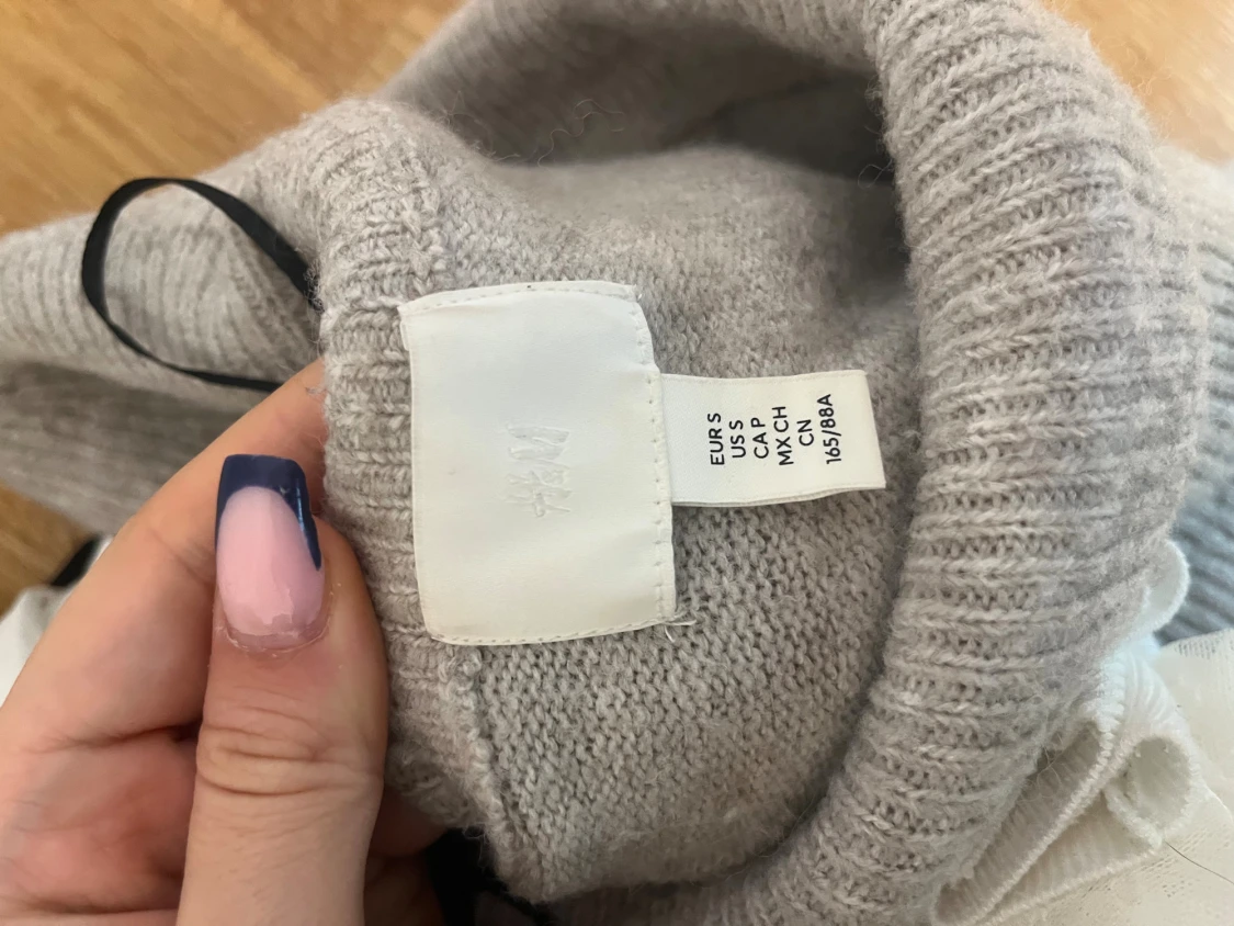 Beige offshoulder stickad tröja H&M - 2