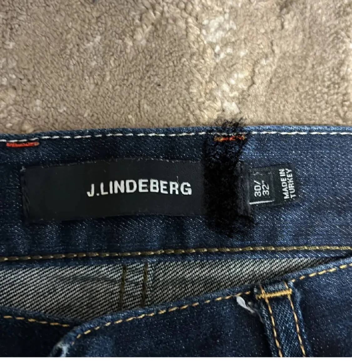 Mörkblå jeans från J.Lindeberg - 4