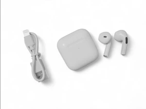 PodsX4 - Säljer nu dessa snygga och smidiga trådlösa hörlurar i vitt, inspirerade av designen hos AirPods Pro 4. De sitter bekvämt i öronen och ger ett klart och balanserat ljud. Perfekt för musik, samtal och träning.  Kompakt och stilren design  Touchkontroller  Laddningsetui medföljer  Lightning laddare medföljer  Kompatibla med både iPhone och Android   Helt nya och oanvända! Skick: 10/10. Perfekt som budgetvänligt alternativ till AirPods Pro 4.  Lämna gärna prisförslag, jag godkänner de flesta😁