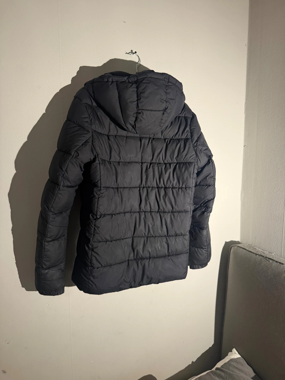 Svart pufferjacka från Save The Duck - 1