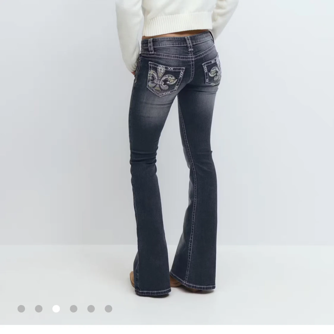 Mörkgrå flare jeans med glitterdetaljer - 1