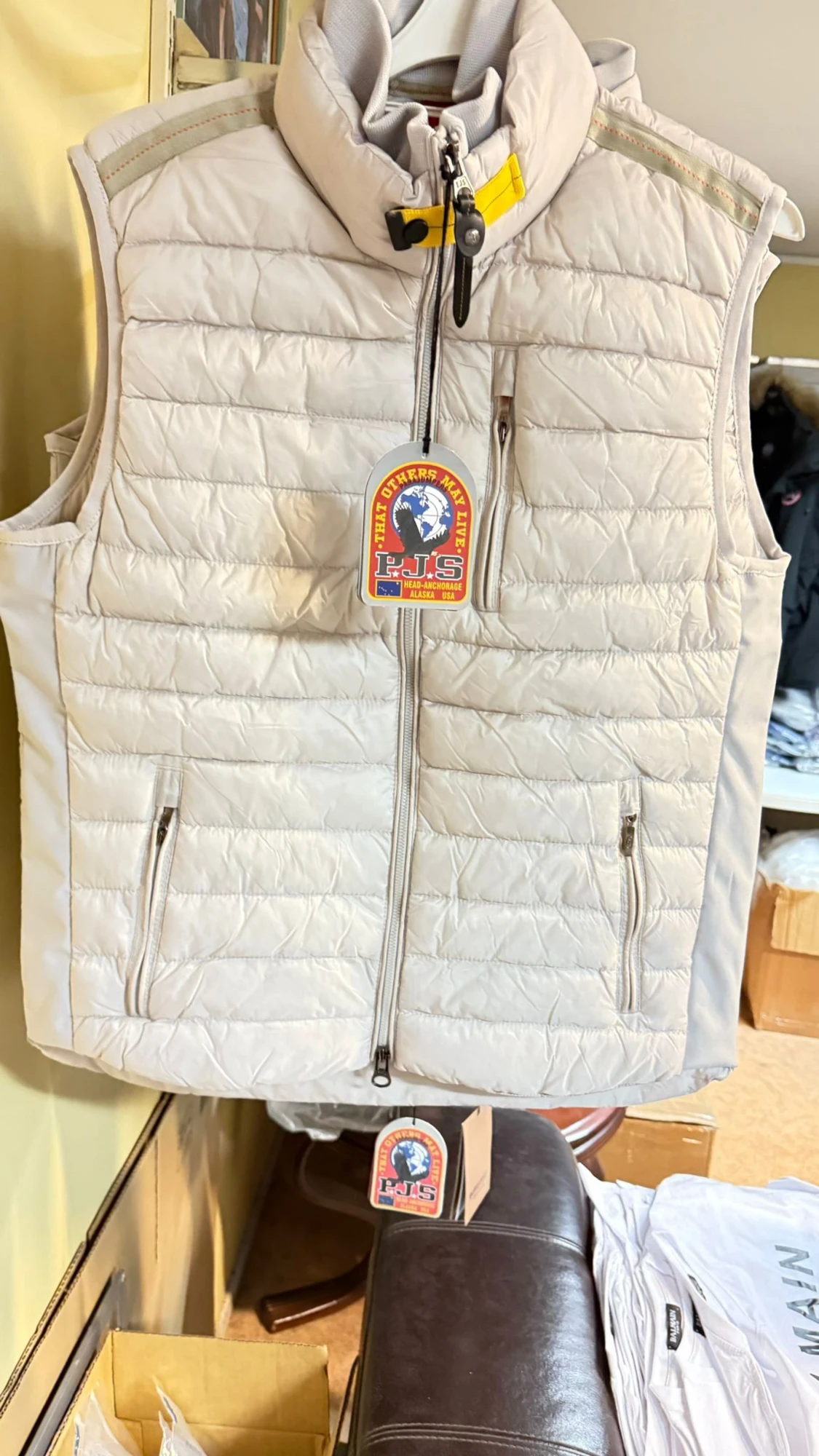 Vit  från Parajumpers - 1