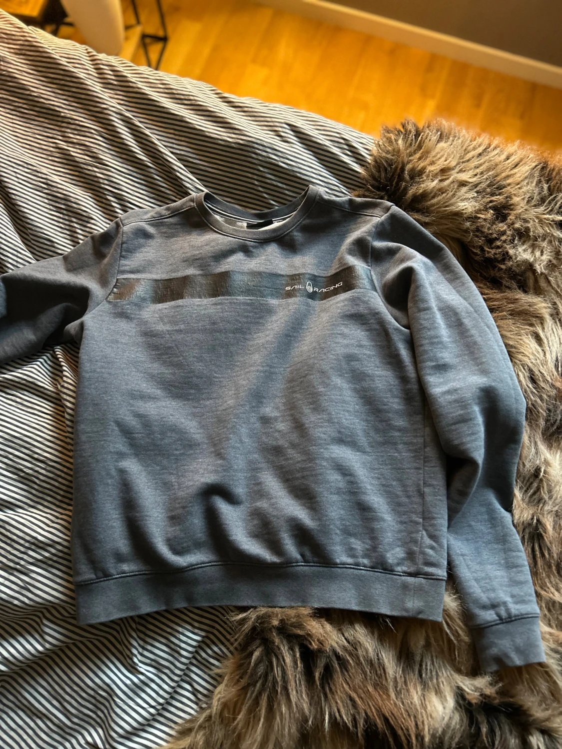 Mörkgrå Sail Racing sweatshirt - 1