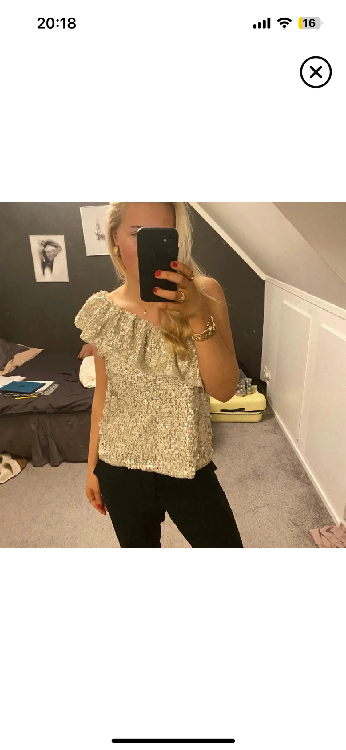 Glittrig oneshoulder topp Second Female