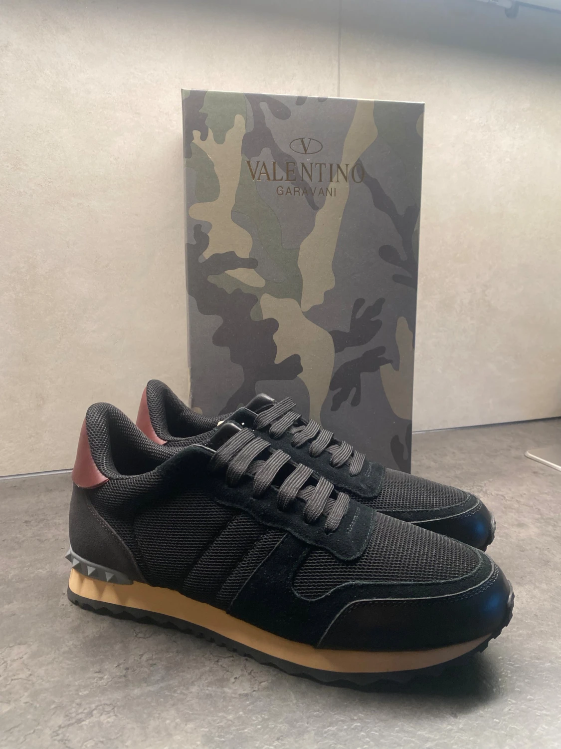 Valentino rockrunners 