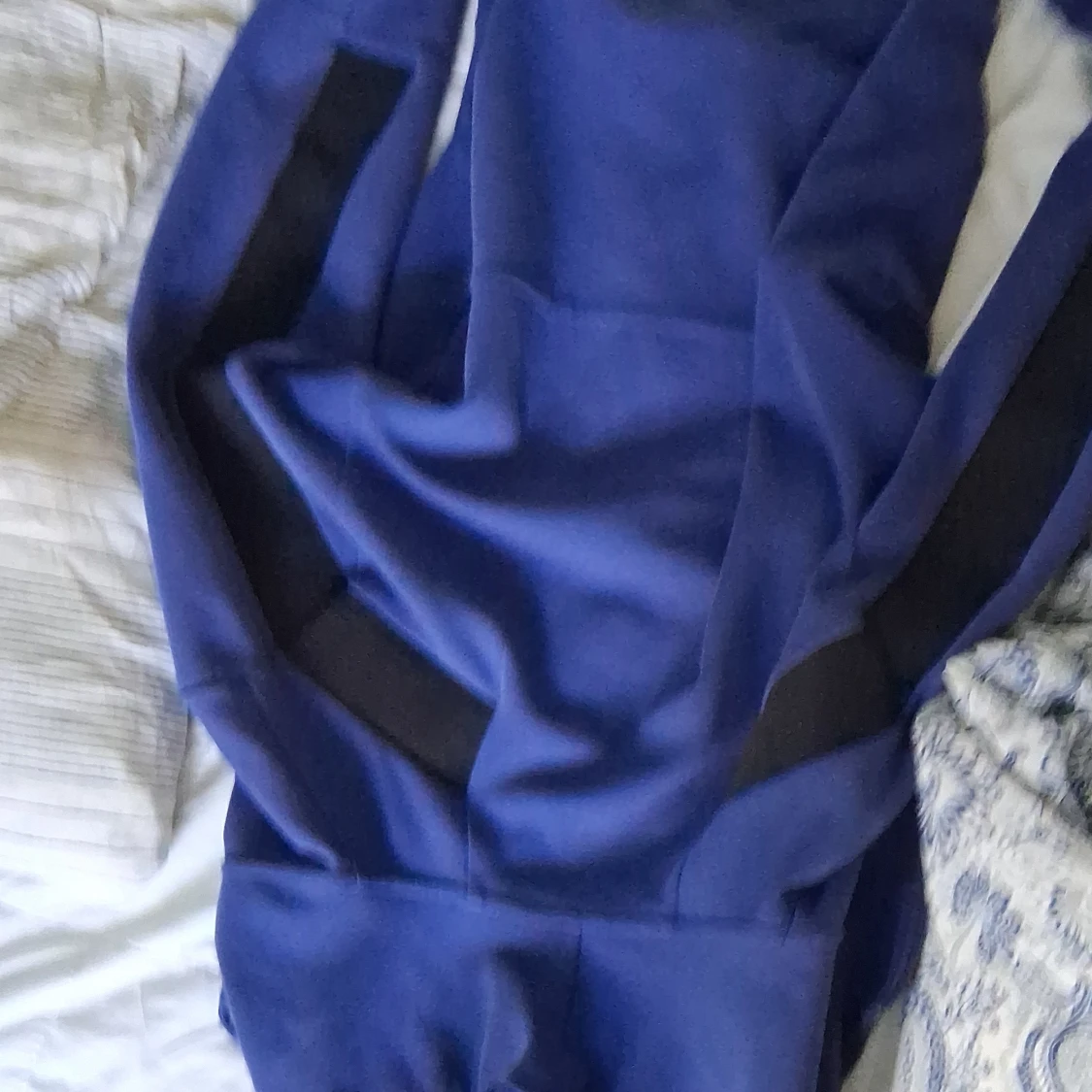 Blå hoodie från BOSS med svarta detaljer - 2