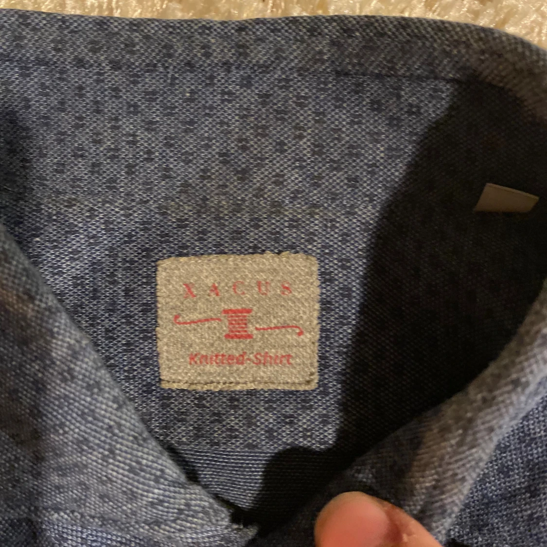 Mörkblå mönstrad skjorta från Xacus - 4