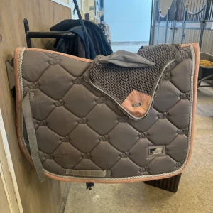 Equestrian Stockholm sett - Fint sett i storlek Full😌