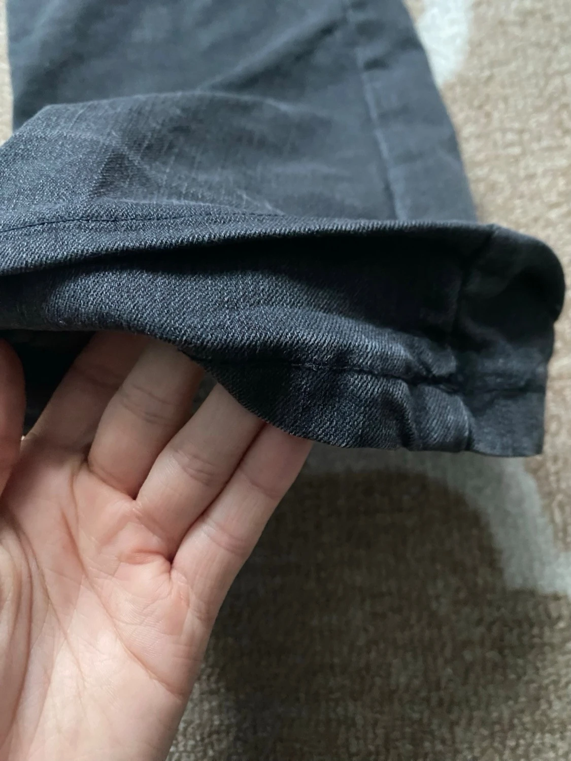 Svarta bootcut jeans från WST Jeans - 4