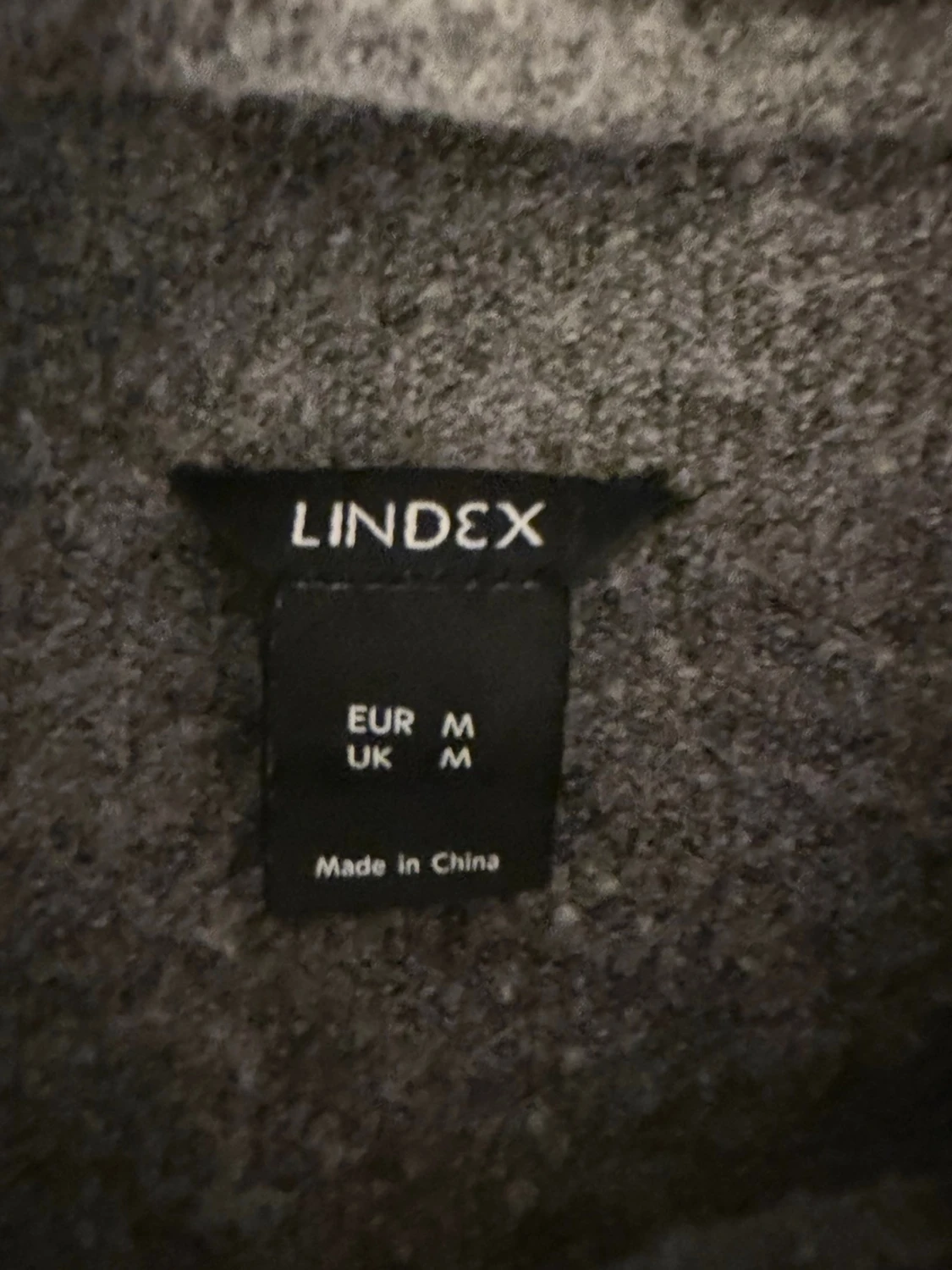 kortärmad stickadtröja med krage  - 1