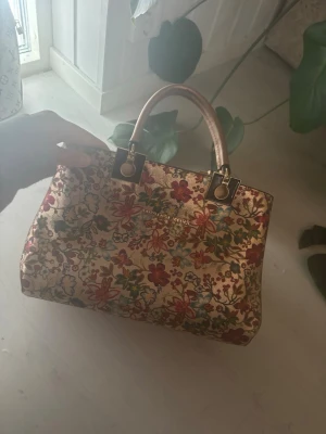 Michael kors - Super fin väska knappast använd