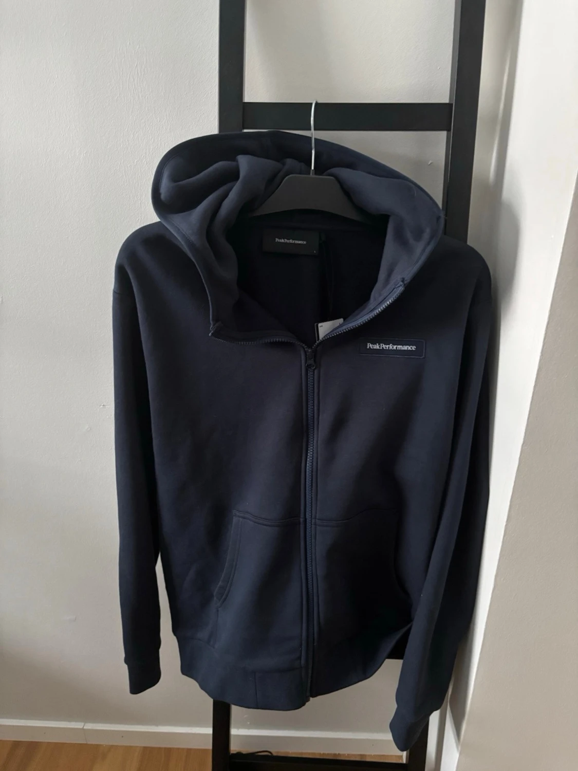 Peak Performance hoodie i st L