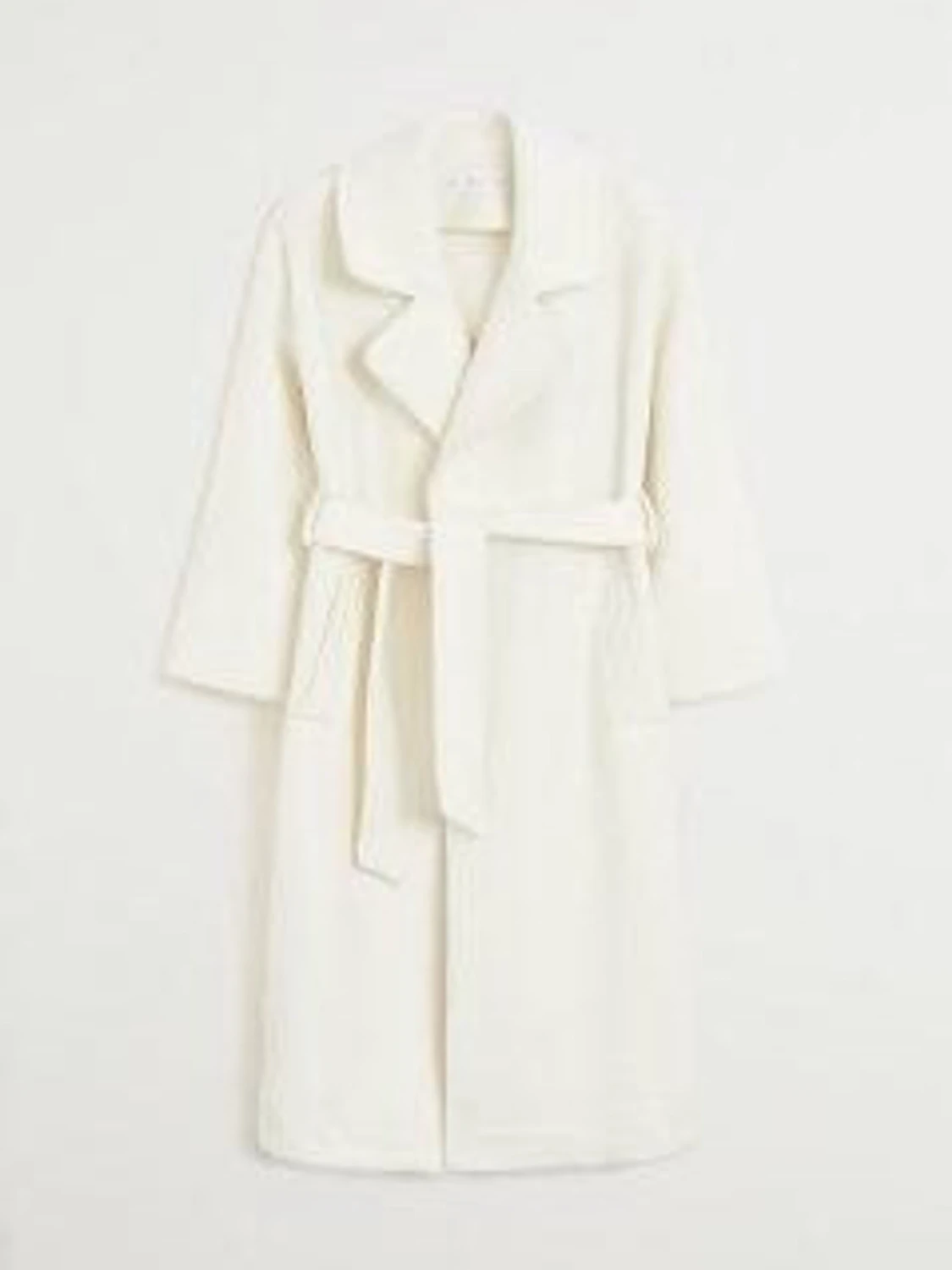 Vit kappa med bälte från Mango
