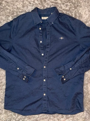 GANT skjorta - | Condition: 8/10 | Color: Blue | What is included: Skjorta | Retail price 599kr |