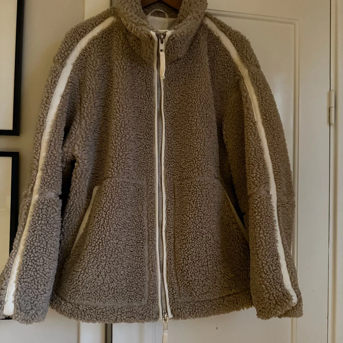 Beige teddyjacka - 1